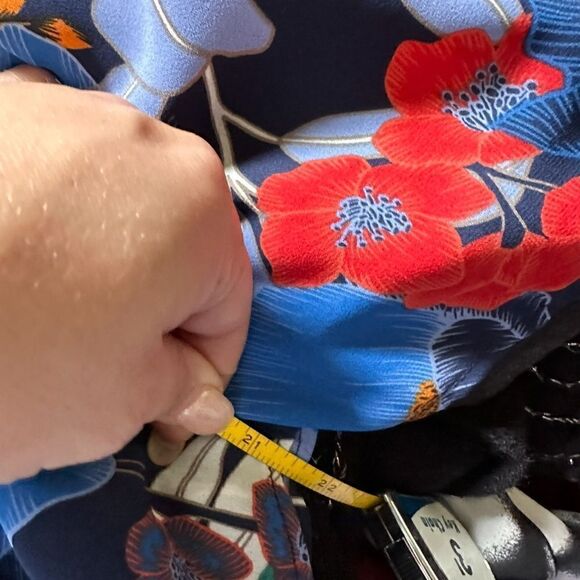 Status By Chenault Women'S Blue Floral Double Flounce Flutter Sleeve Top Small - Picture 8 of 15